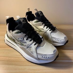 FILA Men's Sandenal Sneaker Size 10 in Seedpearl/Oxford Tan/Black (NEW)